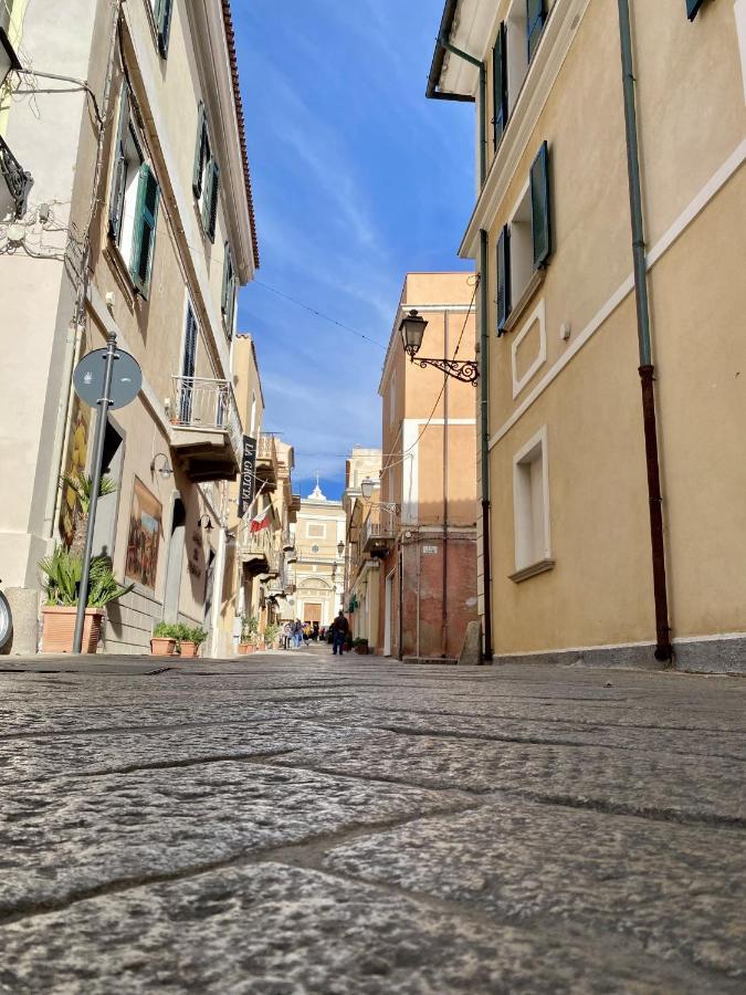 Homey Experience - Cosy Dream Apartment La Maddalena (Sassari) Buitenkant foto